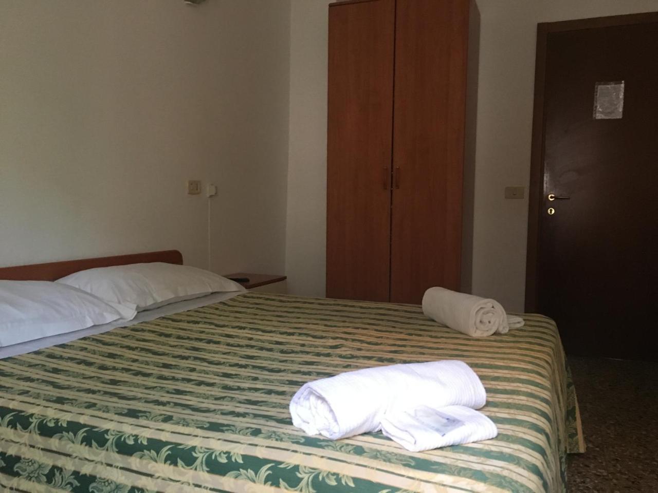 Hotel Primavera ซานเรโม ภายนอก รูปภาพ